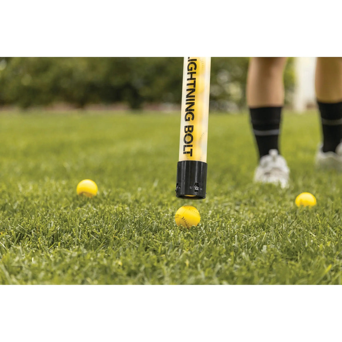⏰ Limited-Time Deal – Portable Baseball & Softball Pitching Trainer for Fast Swing Timing & Reaction Practice